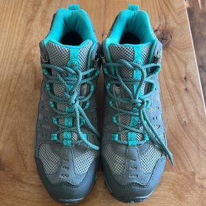 Merrell womens hiking boots